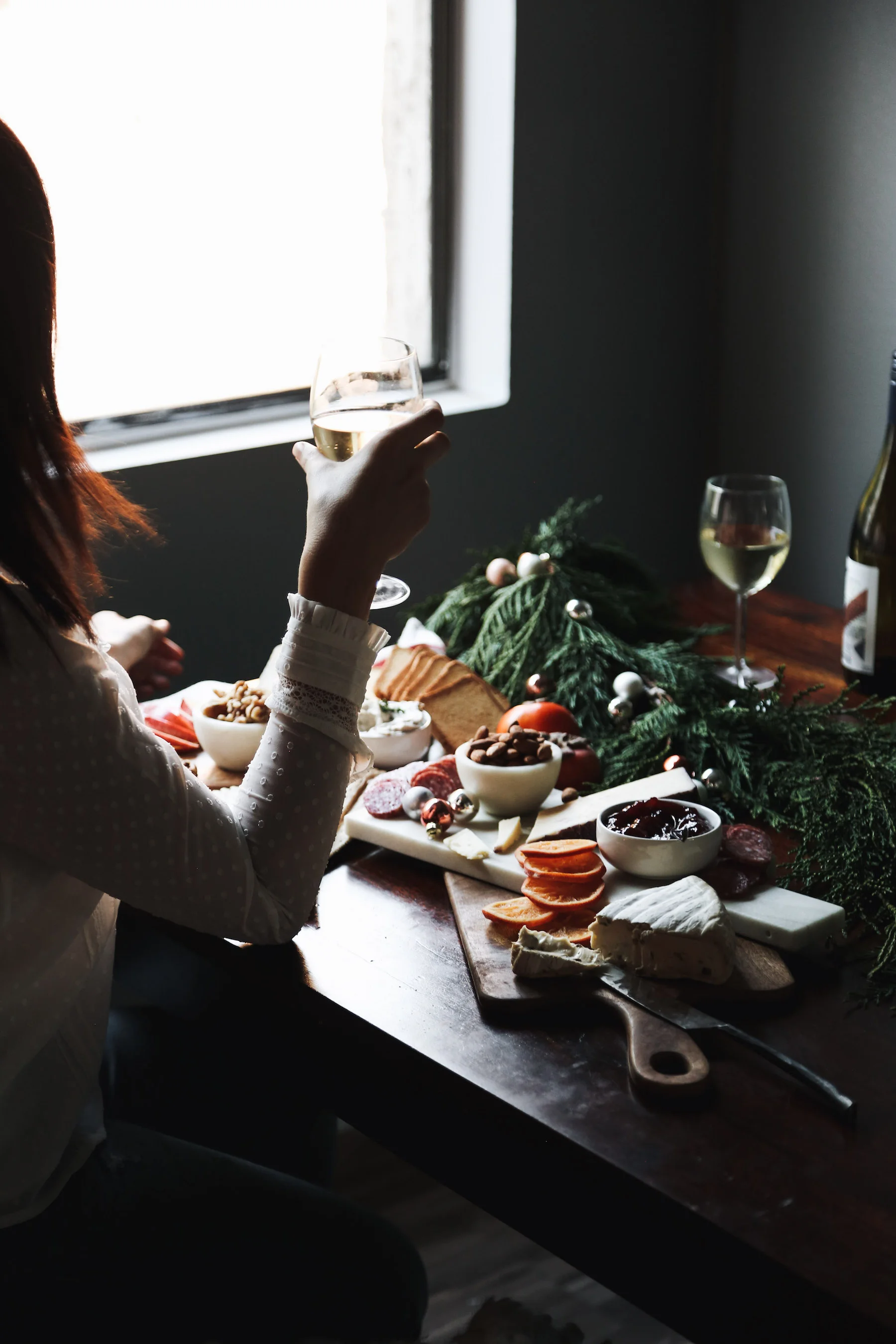 how to create a holiday cheeseboard for under 35 dollars17.jpg