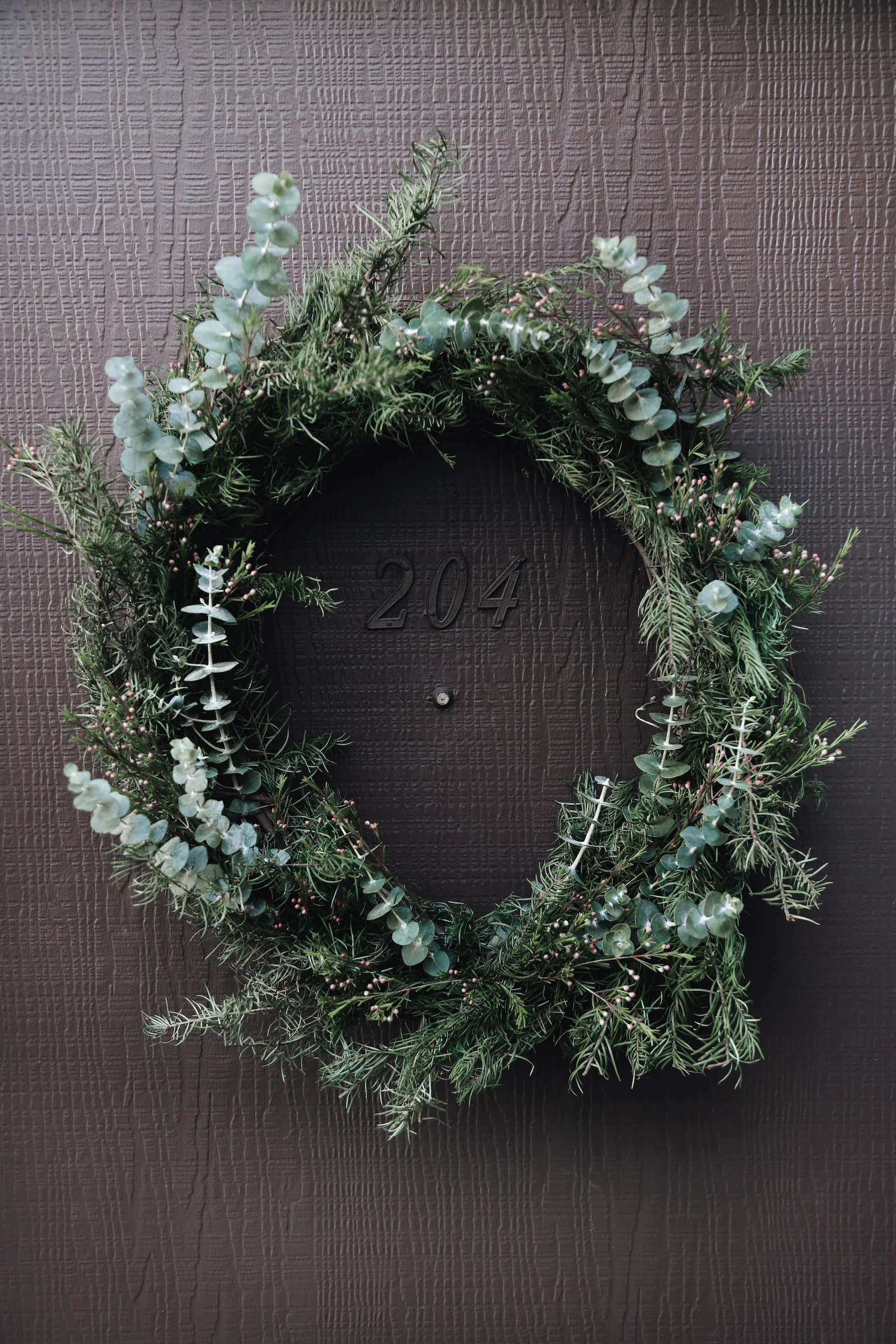easy diy natural christmas wreath.jpg