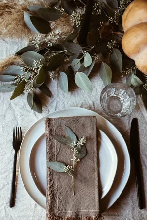 A Simple Fall Table for Thanksgiving