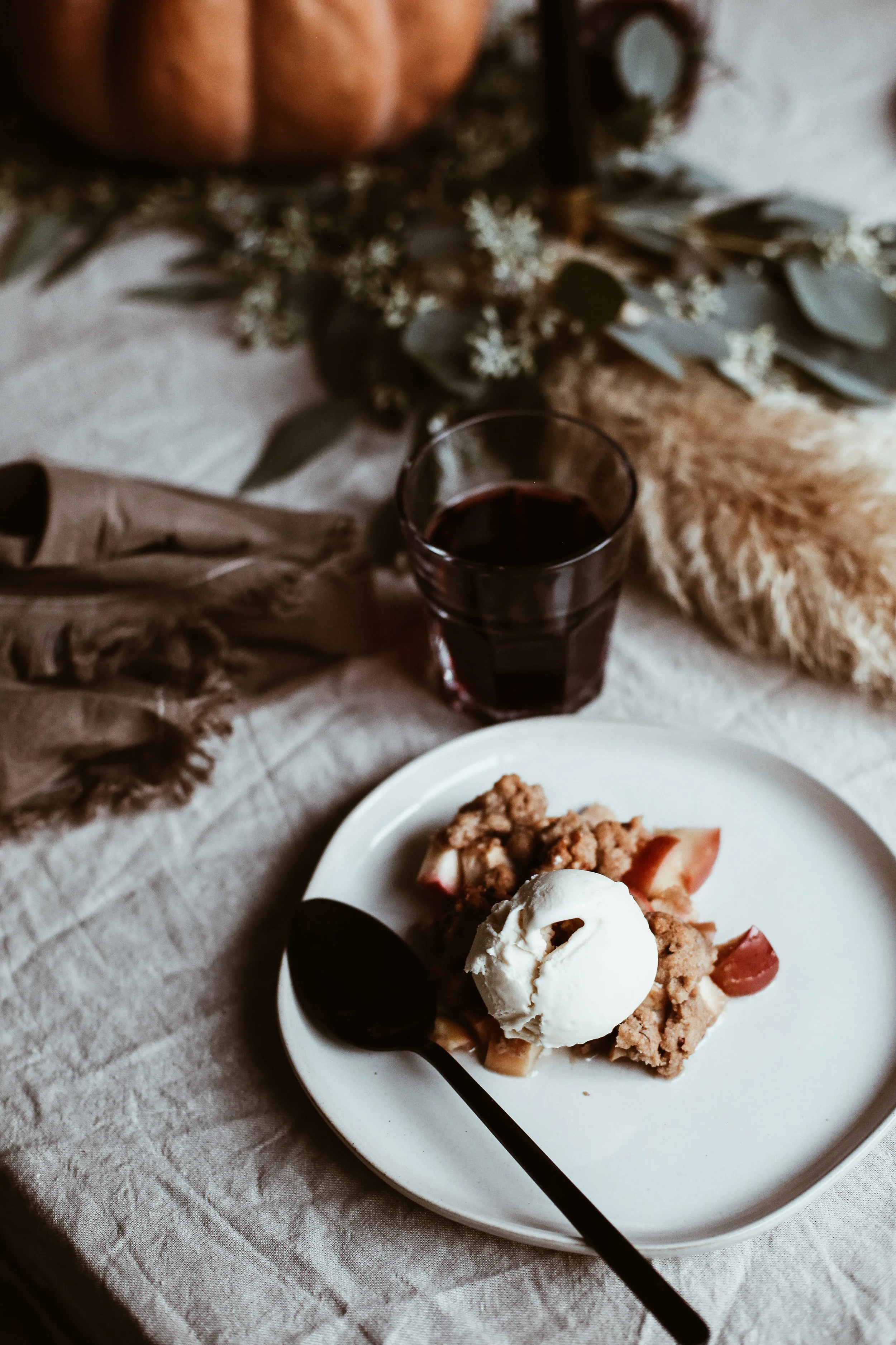 easy thanksgiving tablescape-22.jpg
