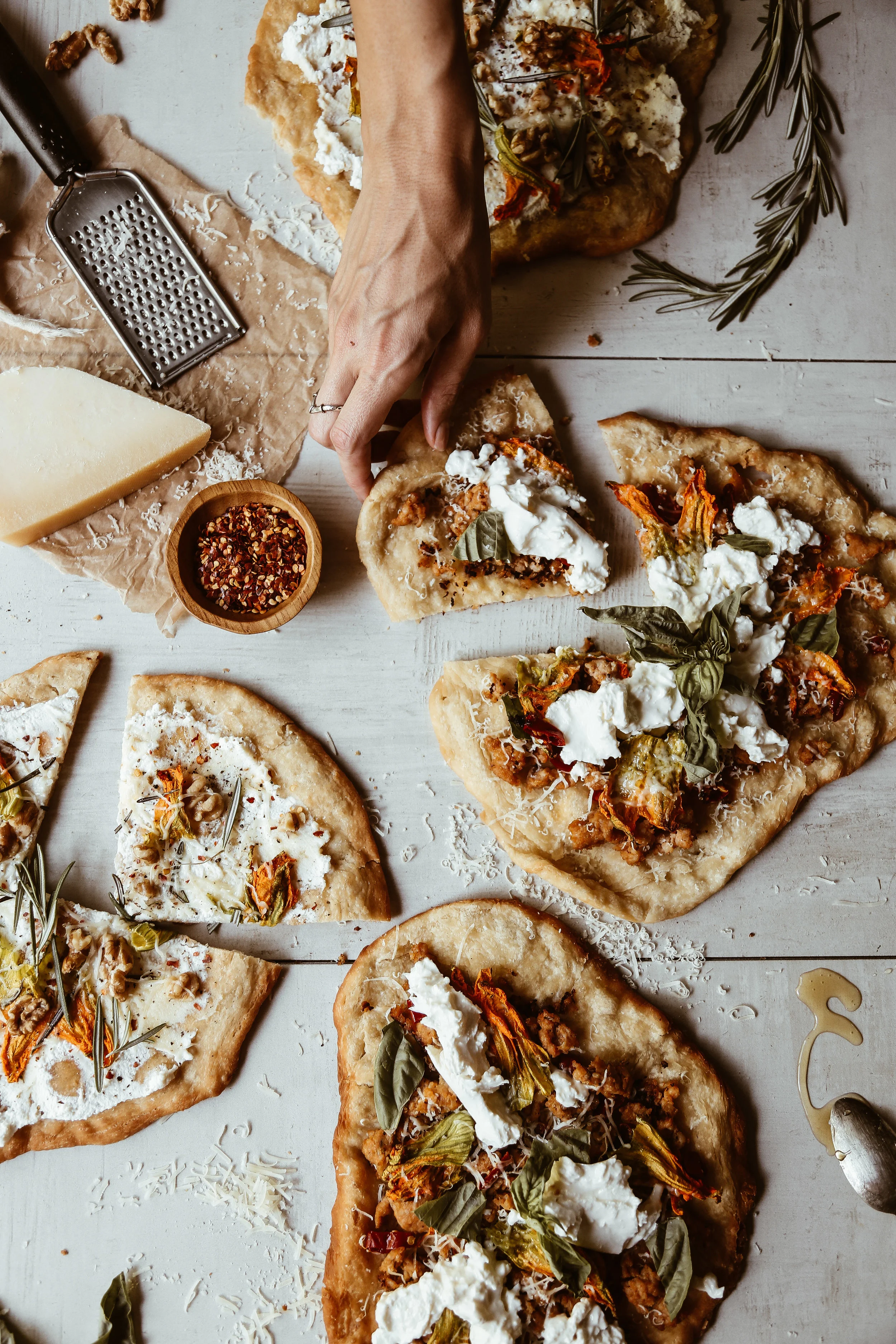 fried pizza with squash blossoms-14.jpg