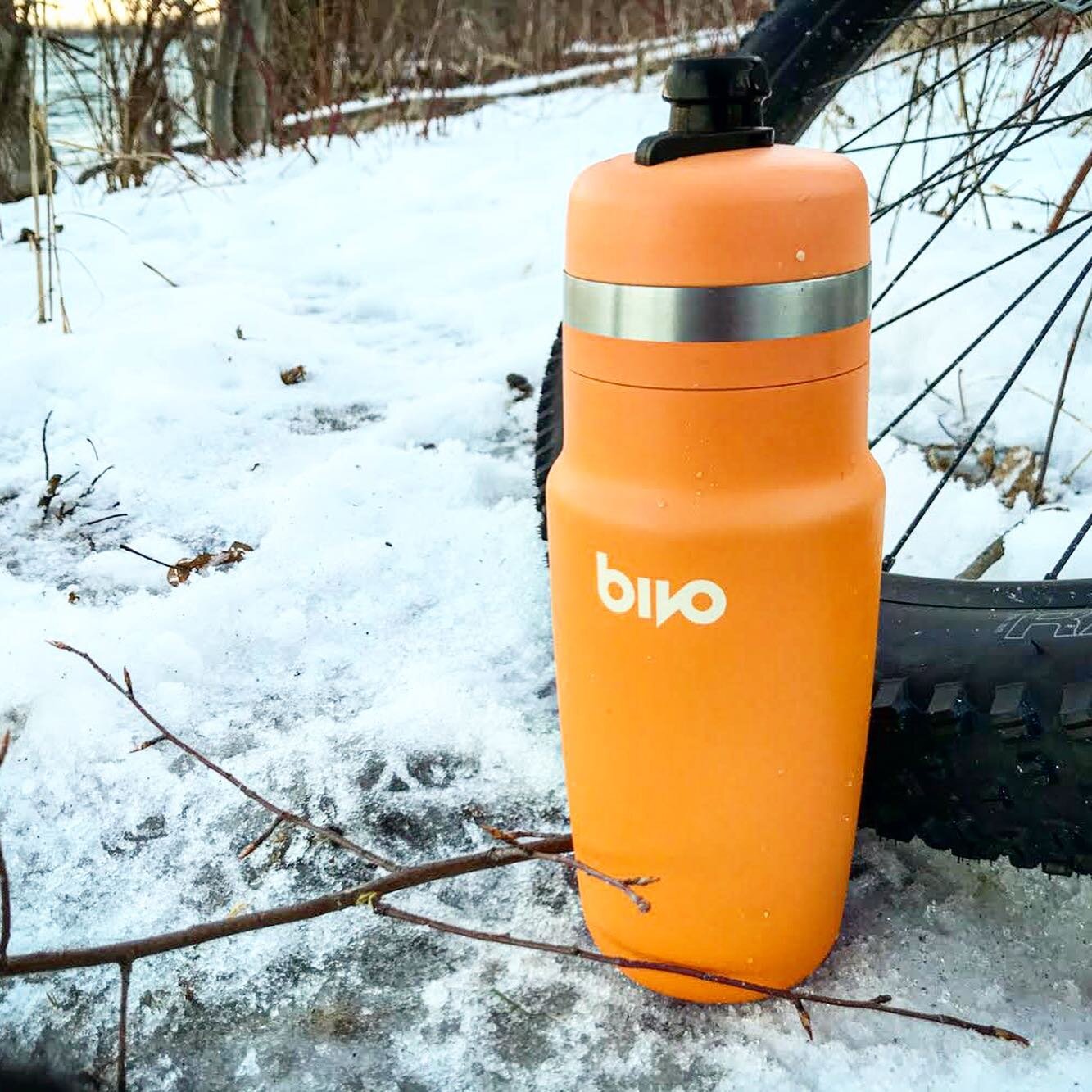 We&rsquo;ve been wanting to try out the new stainless steel performance @drinkbivo water bottle design with perfect flow for awhile now.

Field testing water bottles in the cold is always a challenge. But it&rsquo;s been great to fill them with boili