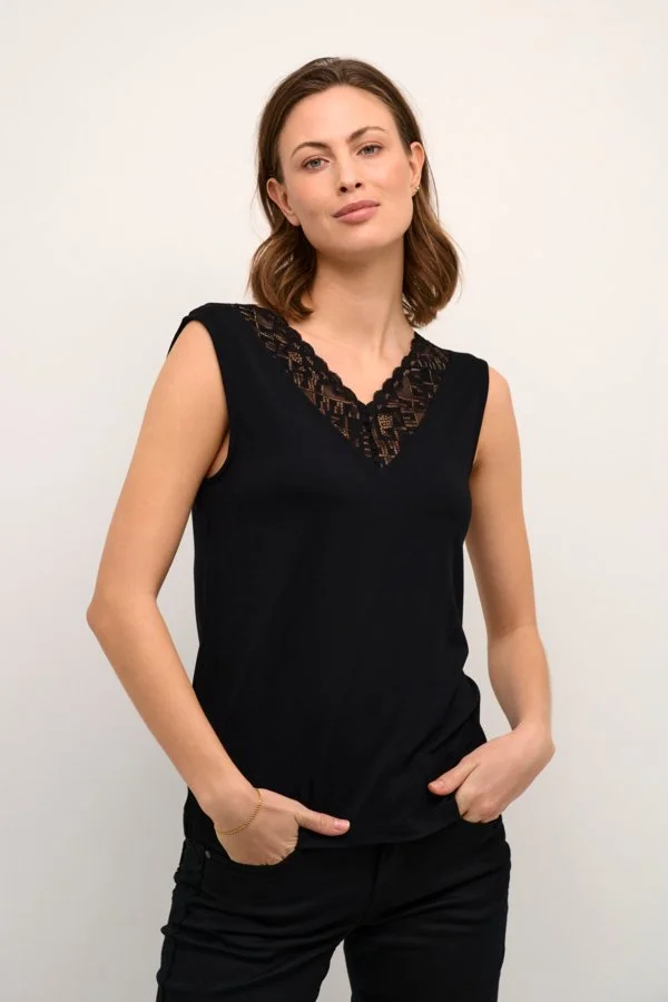 Cream Trulla Top Black