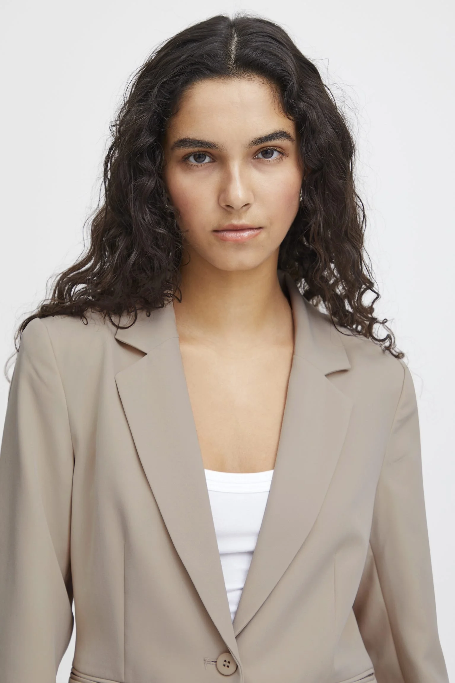 doeskin-ihlexi-blazer (6).jpg