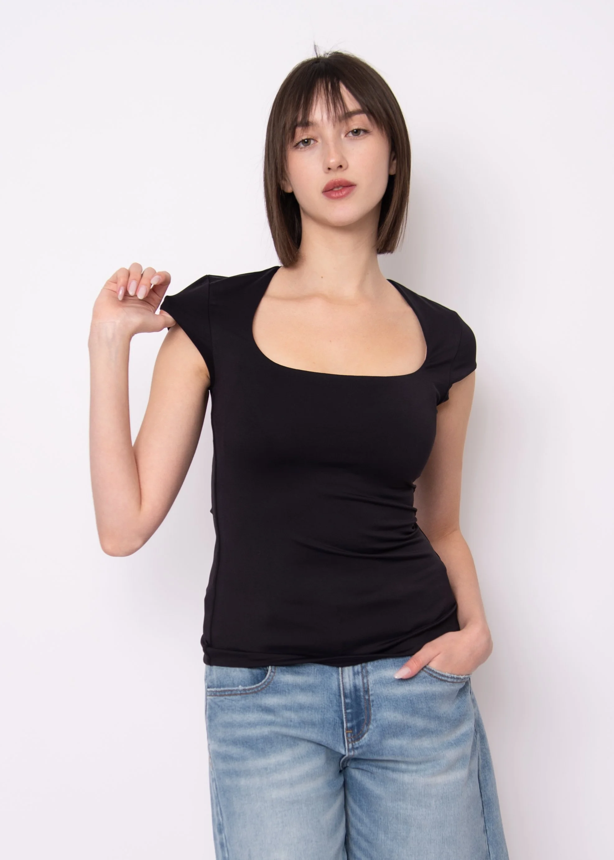 Rd Style Tiara Cap Sleeve Top Black