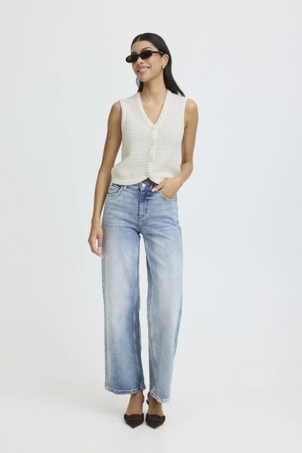 20818688_130905_400 (1).jpeg