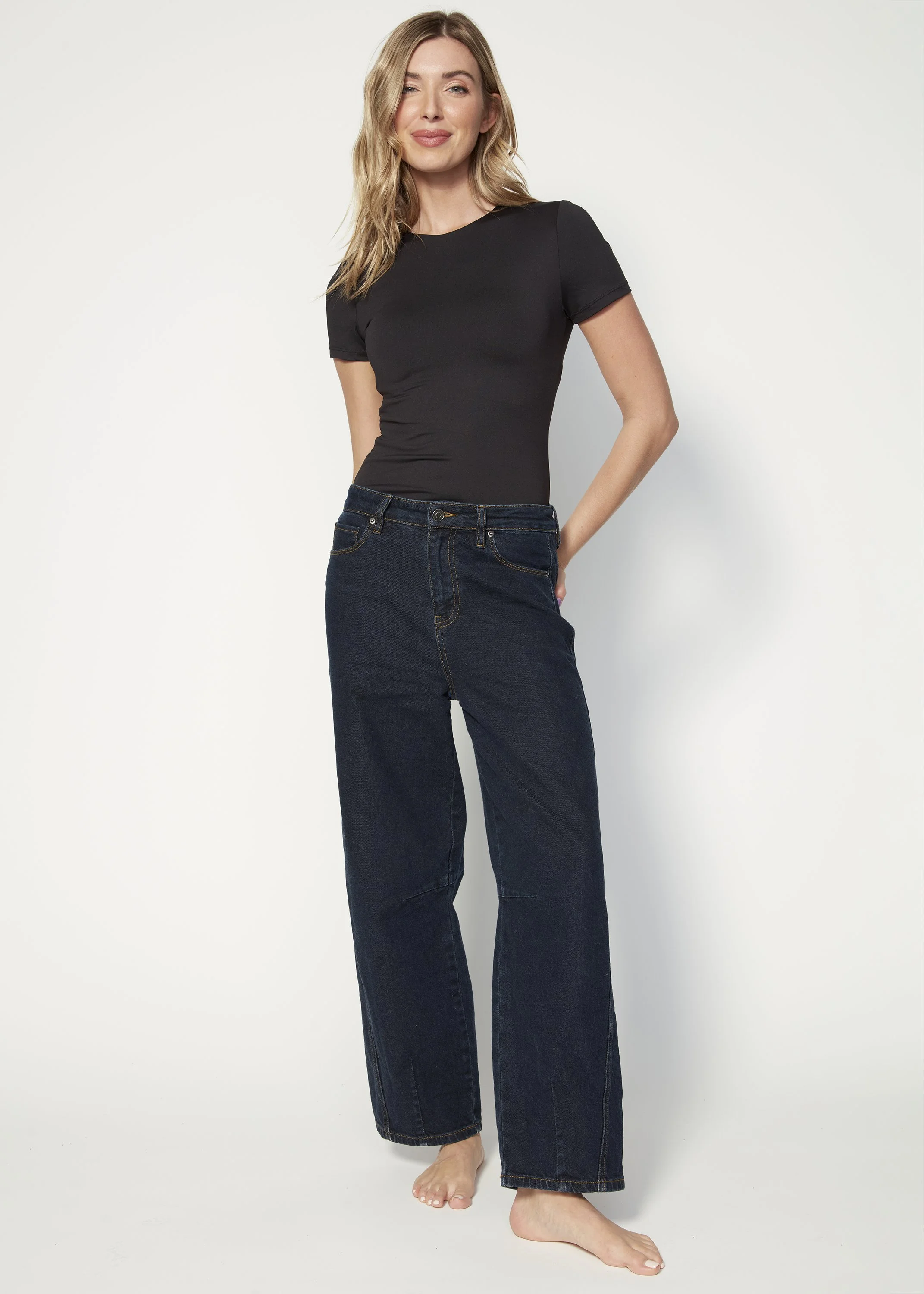 56T187SO1_BLACK_TUCKED_40W070S1_DARK RINSE_3.jpg