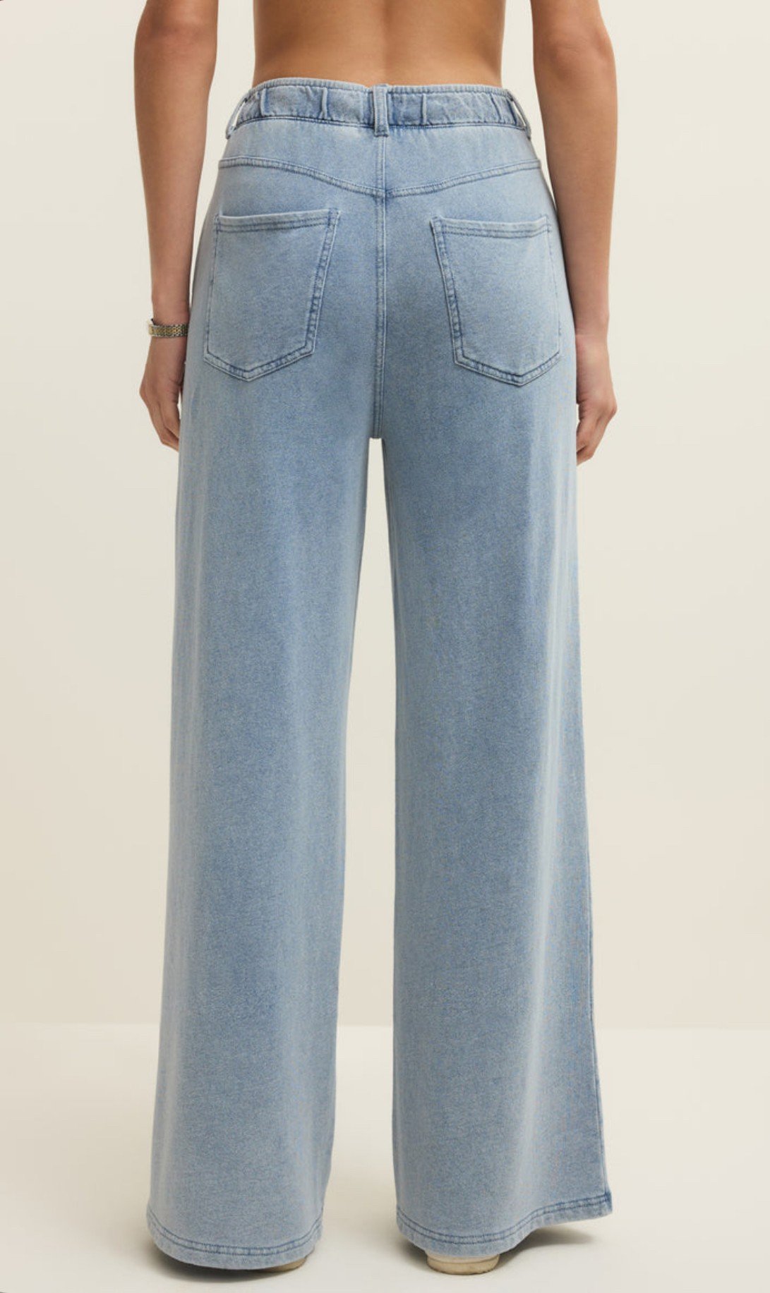 thumbnail_IMG_2900 (1).jpg