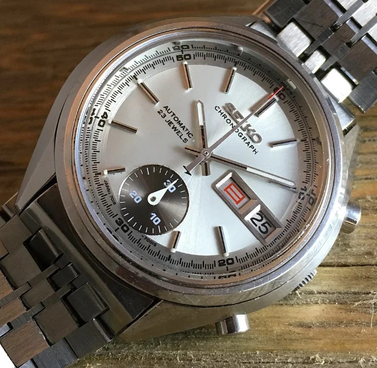 1971 JDM Seiko 7018-7000 Automatic Chronograph "Fly Back Panda"