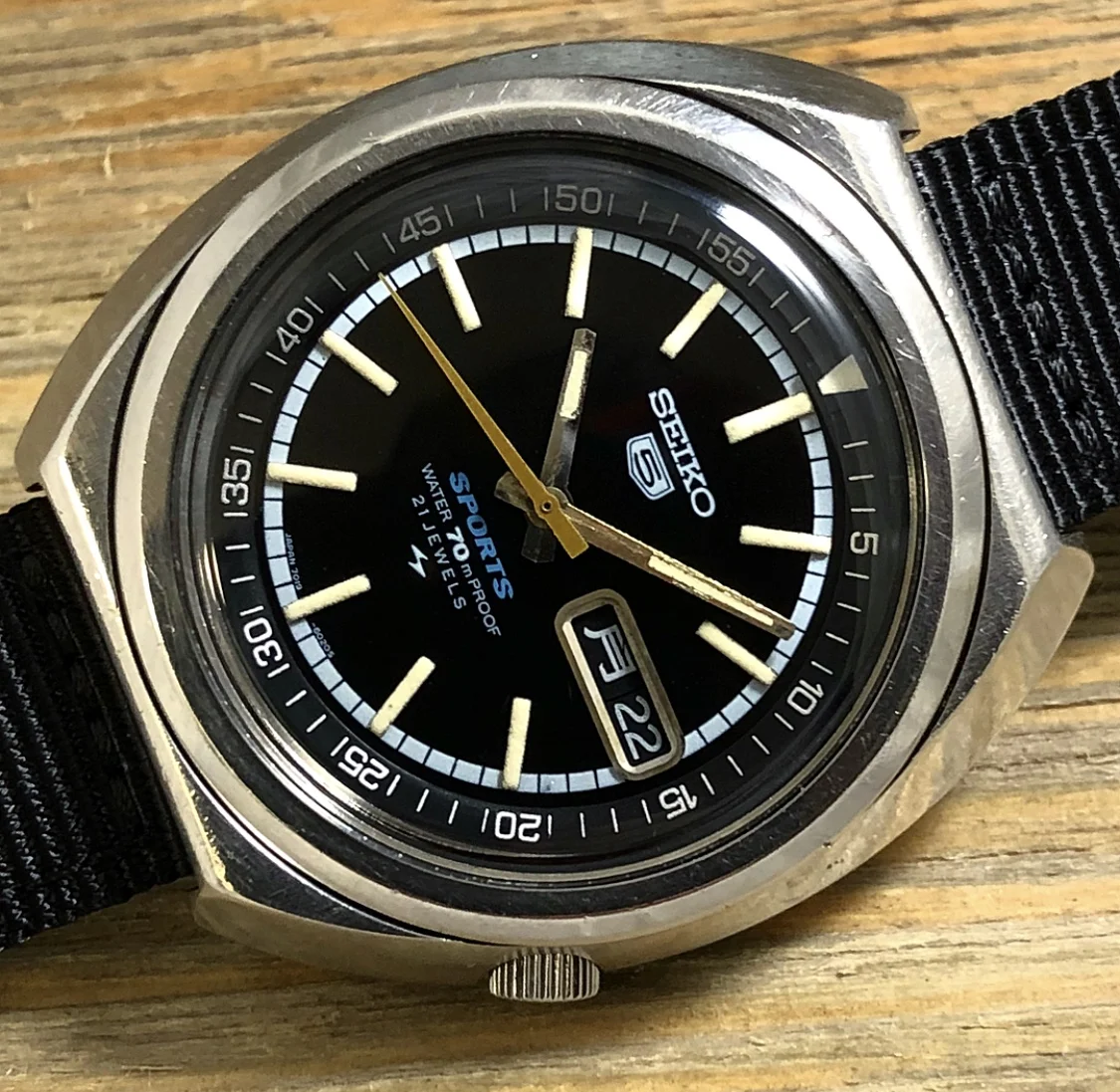 1970 JDM Seiko 7019-6010 5 Sports 70m Sport Diver (Proof)