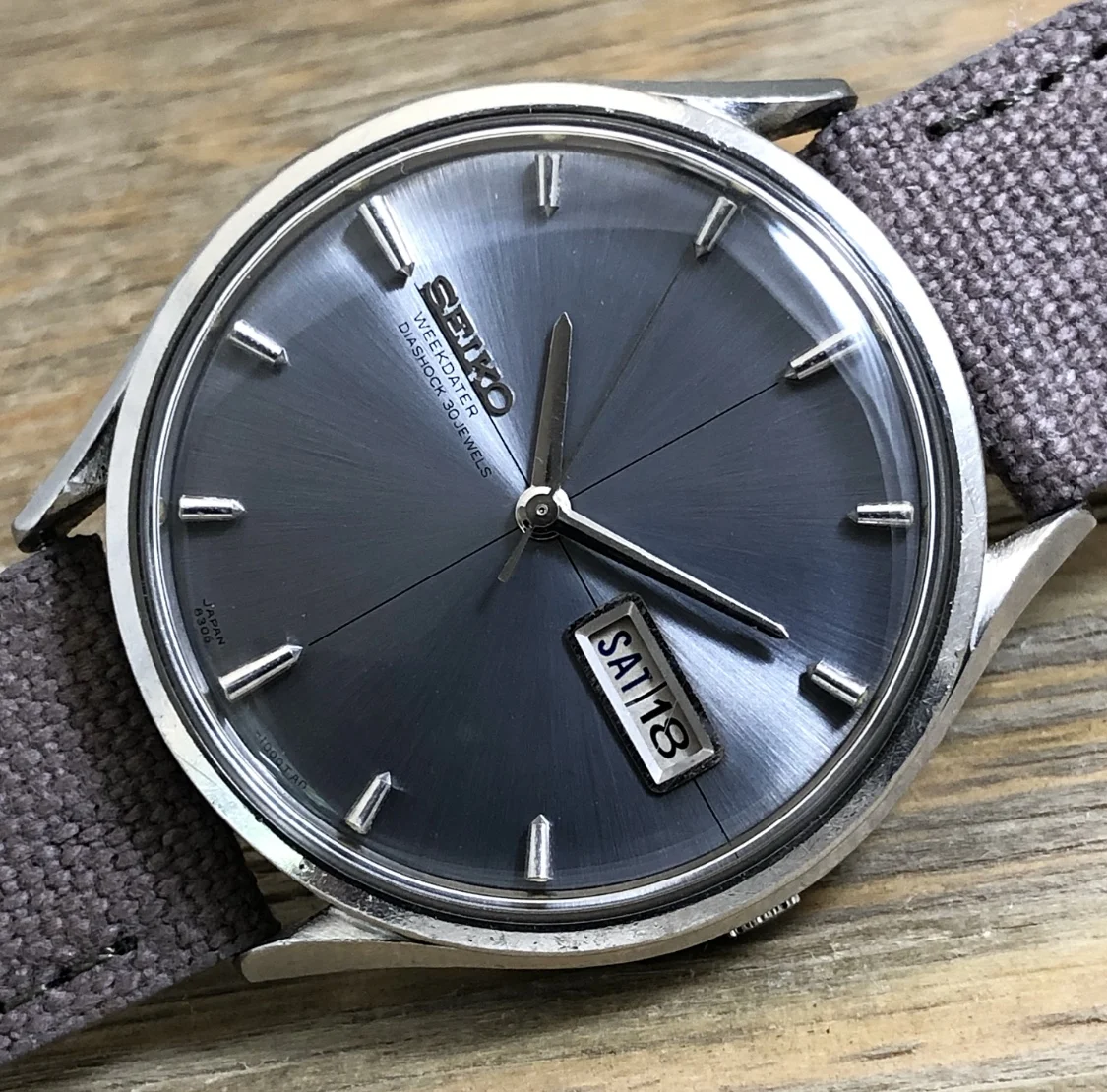 1966 Seiko 8306-1000 Sea Lion M-77 Weekdater 30j