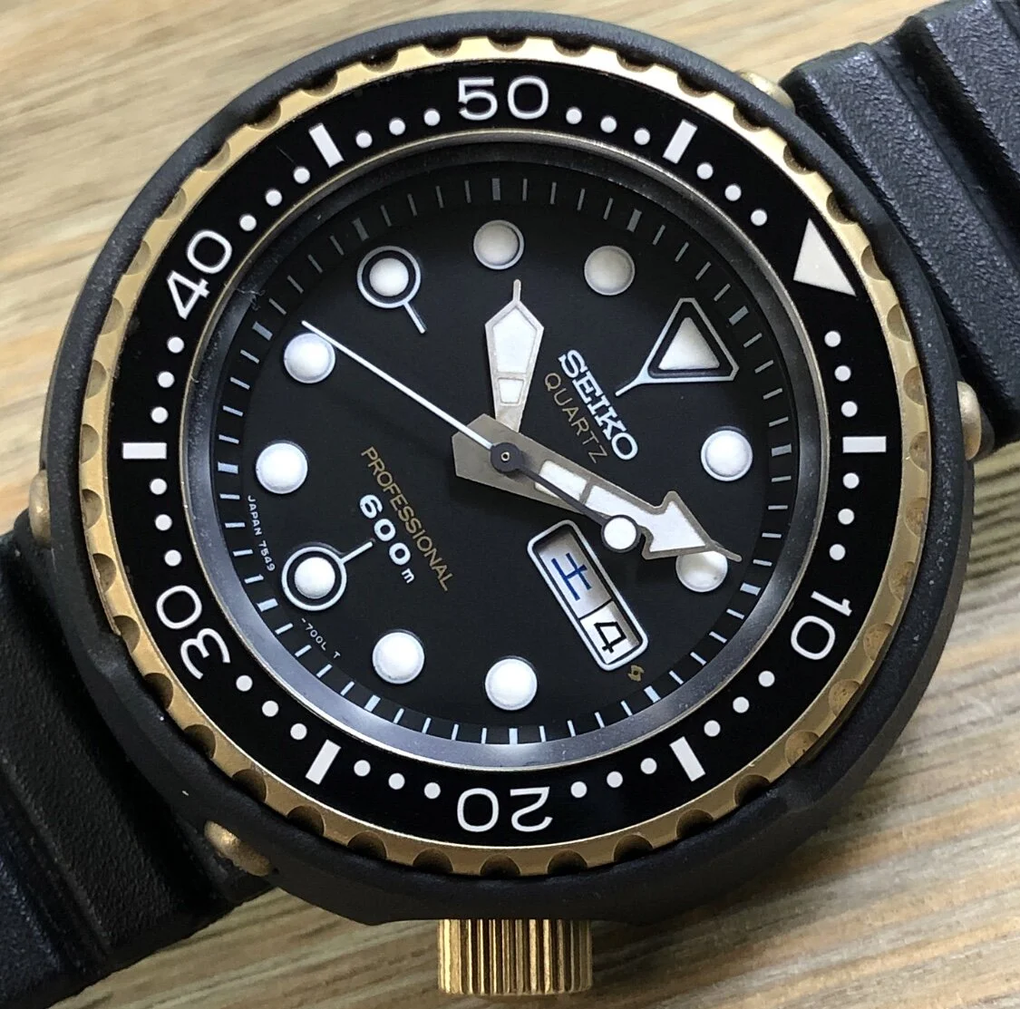 1981 JDM Seiko 7549-7000 Quartz 600m Professional Diver “Golden Tuna”