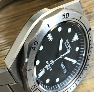 1978 Seiko 7546-603F Quartz “Sports 100” 100m Sport Diver (Inner 