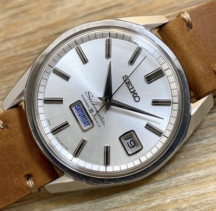 1965 Seiko 6218-8971 Automatic 35j Weekdater (Dolphin/Crown)