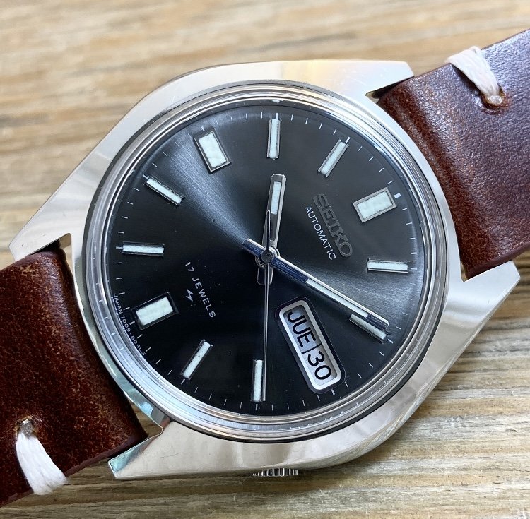 1976 Seiko 7009-8049 Automatic Day/Date (Salesman's Sample Build Out)