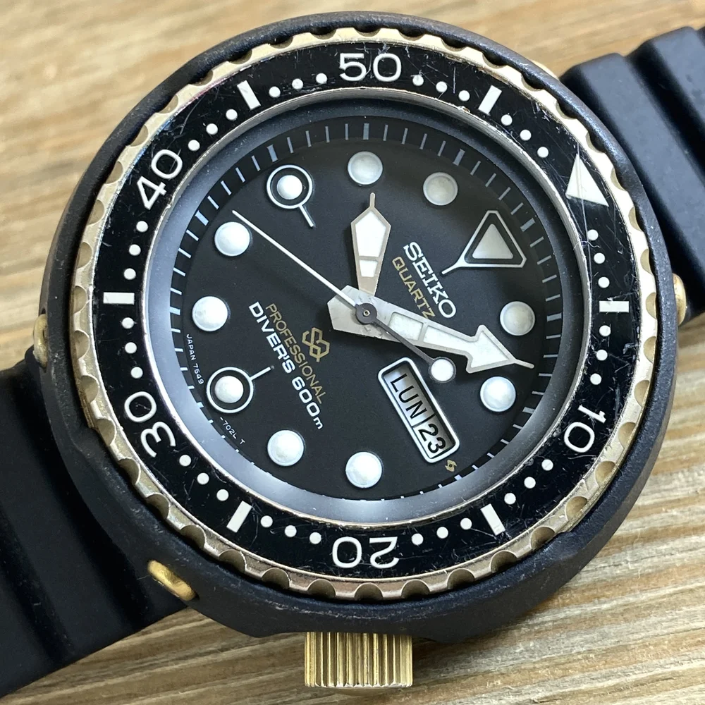 1981 Seiko 7549-7009 Quartz 600m Pro Diver “Golden Tuna”