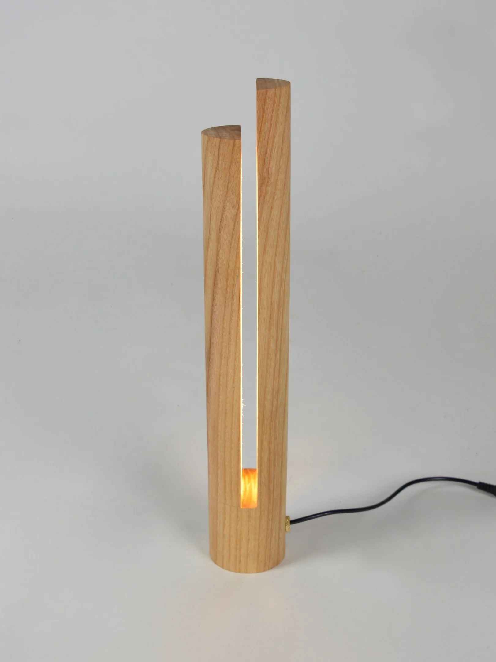 OVUUD - Give Away Lamp 2.jpg