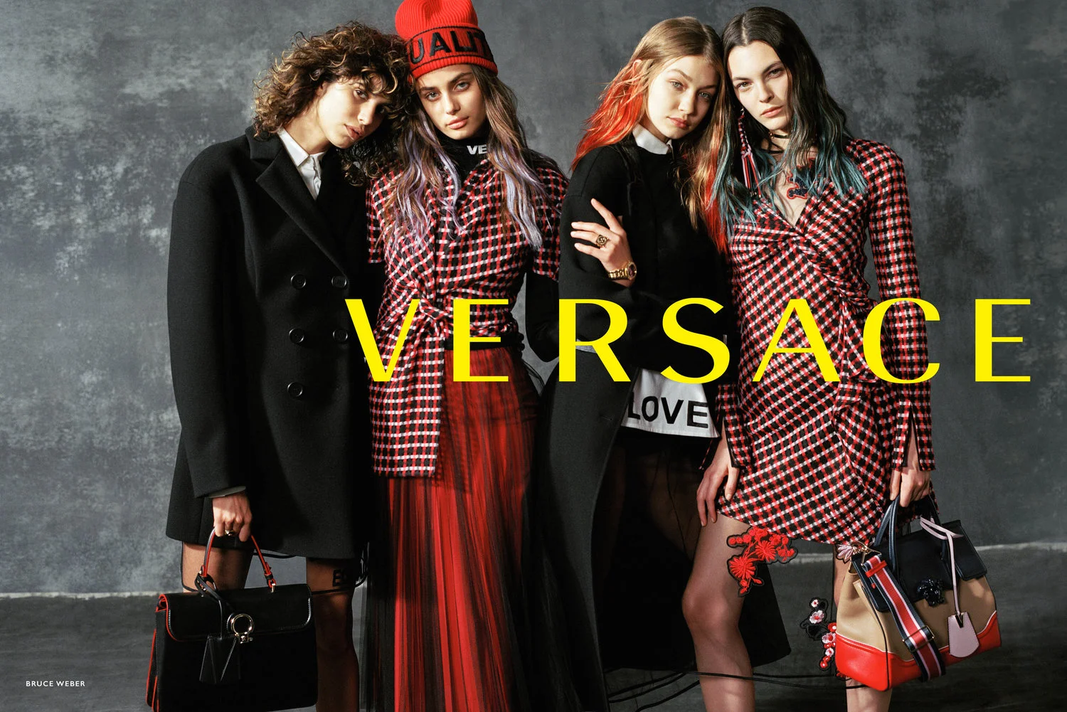 VERSACE_FW17_DPS_W1.jpg
