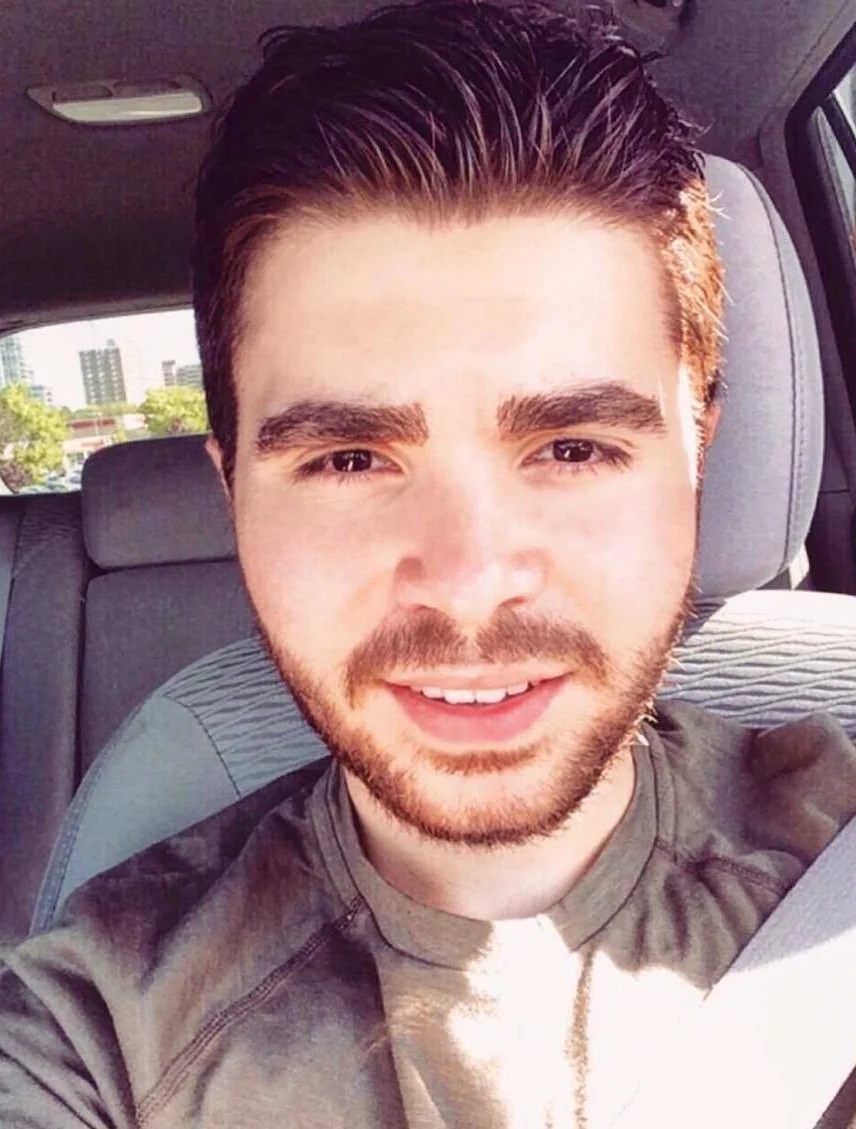 19-year-old Syrian refugee Christ Merjanian snaps a selfie in his car. (Facebook.)