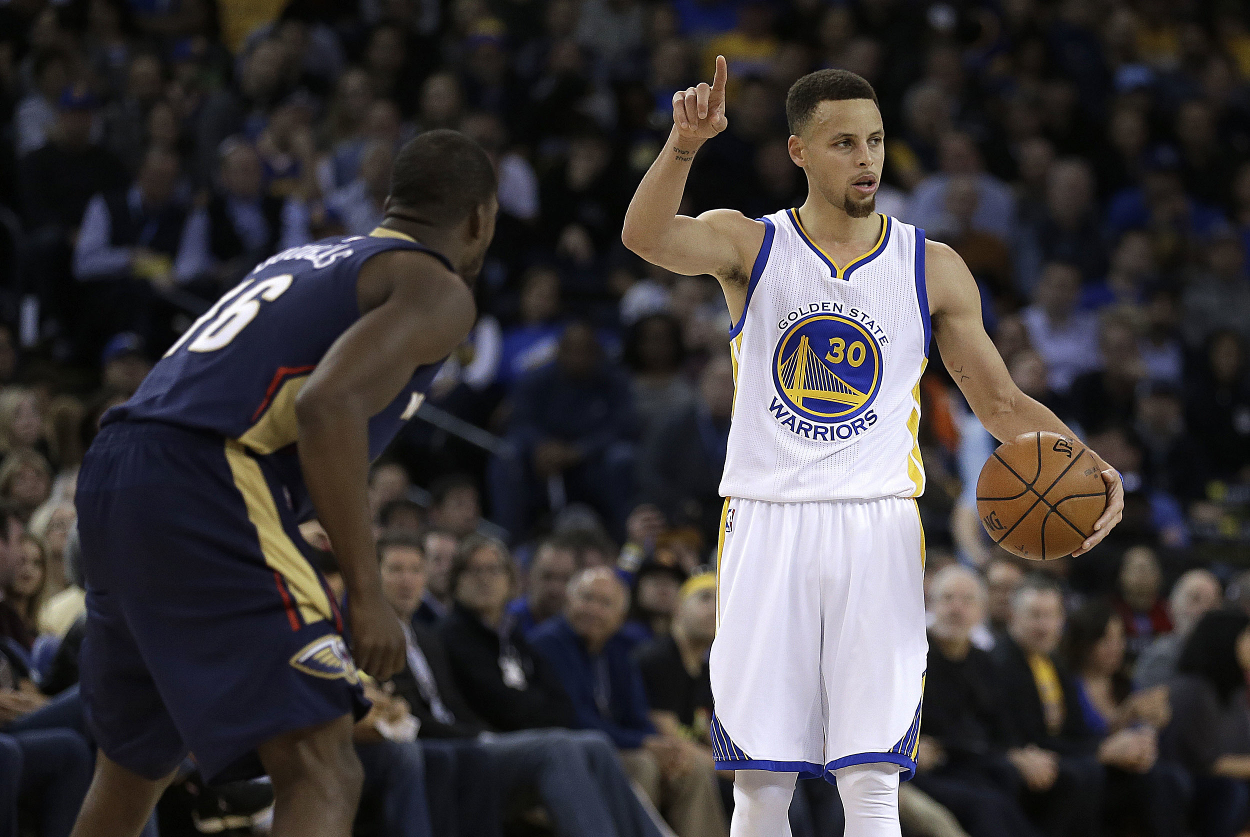 Stephen Curry, basketball player for the Golden State Warriors and apparent ISIS member. (Photo courtesy of AP.)