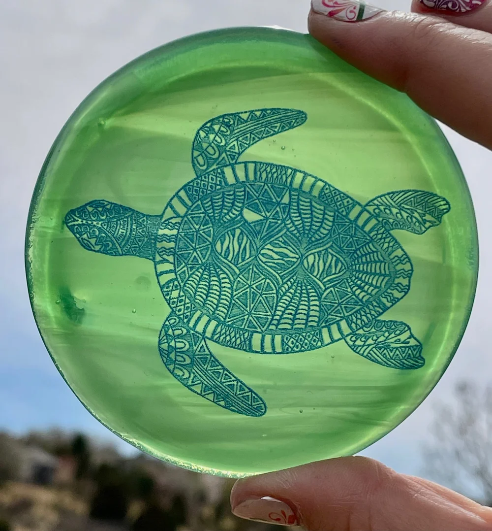 3.5” Green-Clear Glass w/ Blue Turtle — Pyrohyzer - Custom Disc Golf  Products