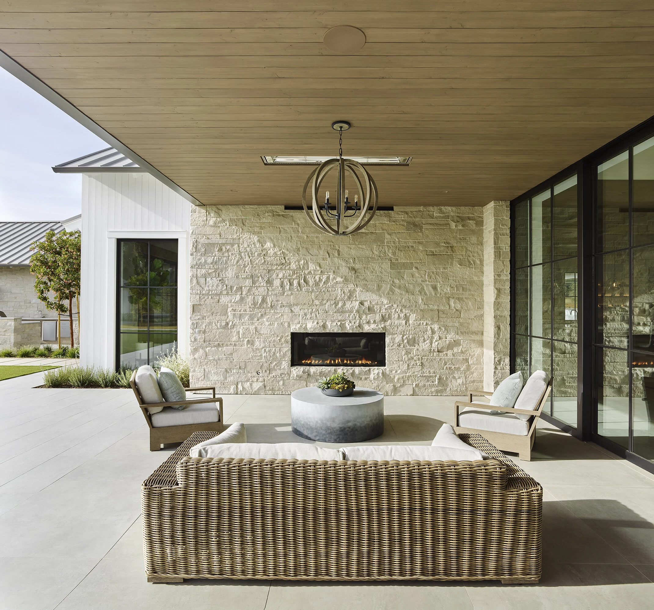 Farmhouse Residence 2 | Taylor Lombardo Architects