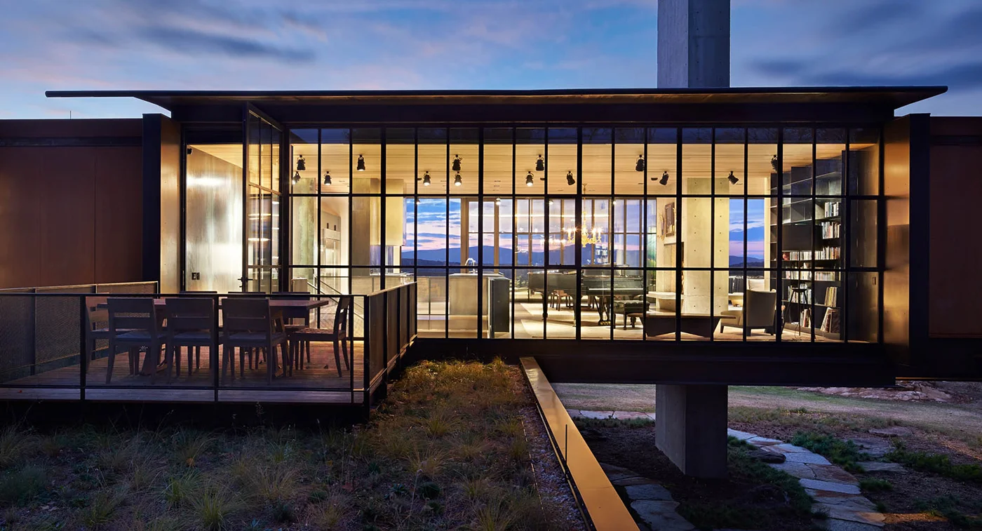 Massachusetts   |   Photo by Benjamin Benschneider for Olsen Kundig Architects