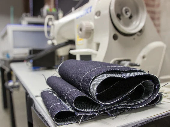 sewingrobot-1a785b66a2a25afc449a8c1ad8dceb9db91c0476-s800-c85.jpg
