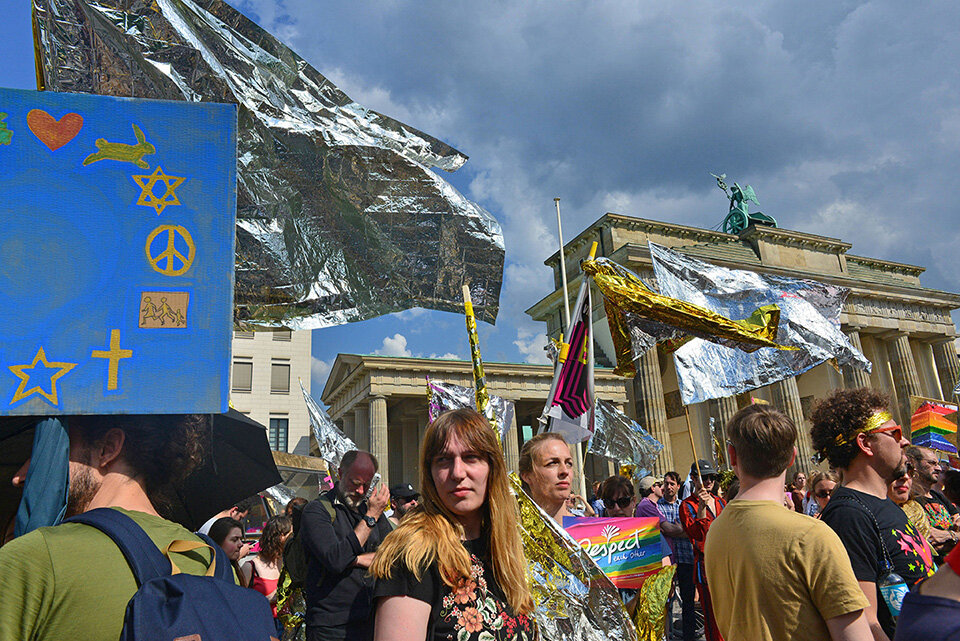 Unite and Shine, Berlin