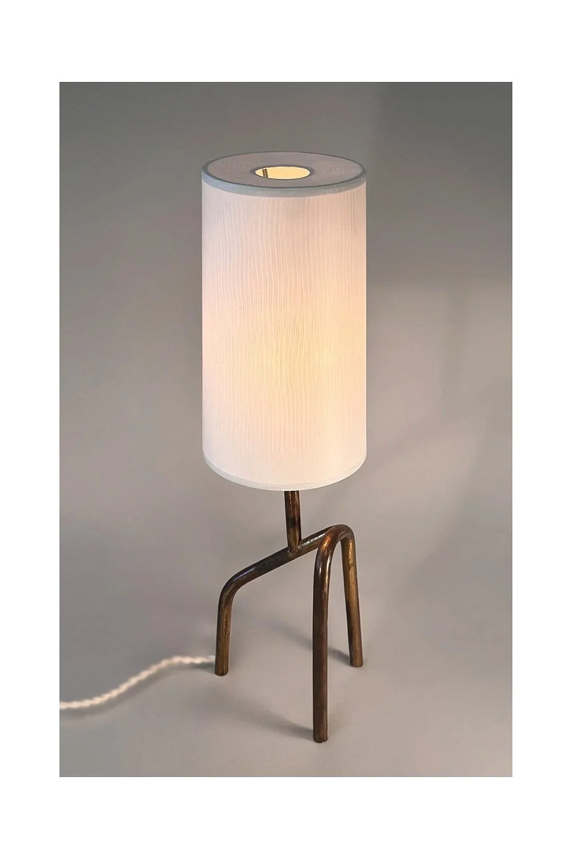 Vintage Italian Tripod Table Light No.31T