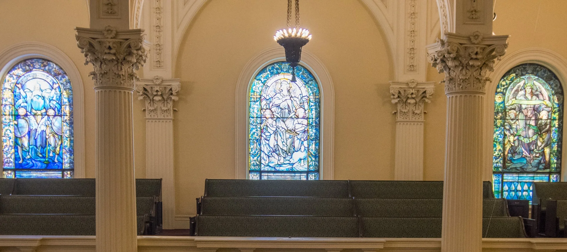 balcony six windows.jpeg