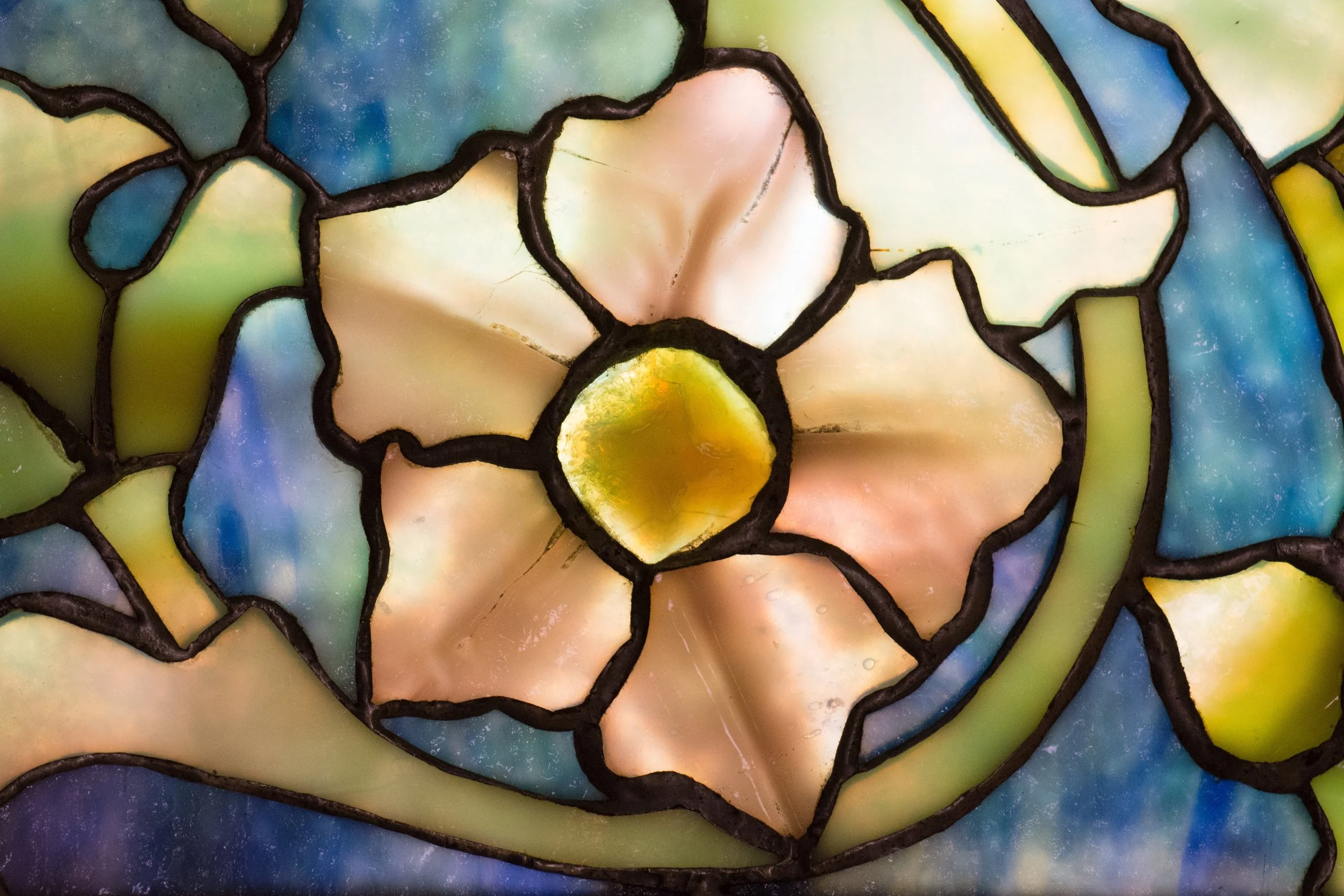 flowercenter sculpted 2.JPG