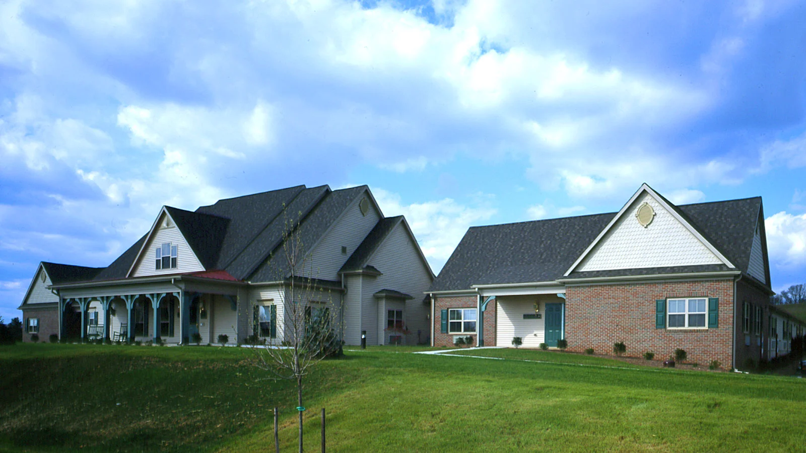 Columbia-Cottage-Exterior.jpg