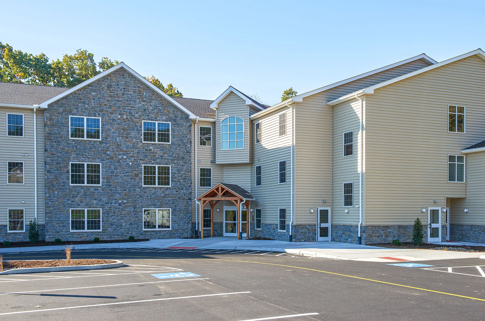 Mountain-View-Terrace-Exterior-04.jpg