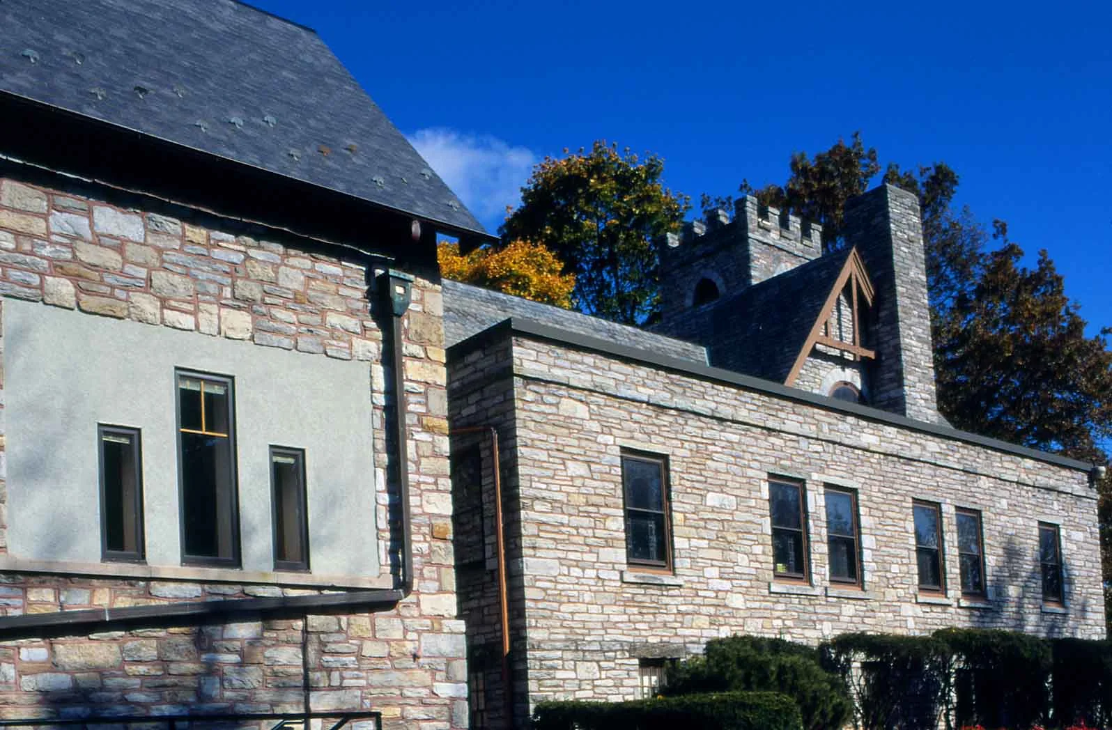 DerryChurch_Exterior03.jpg