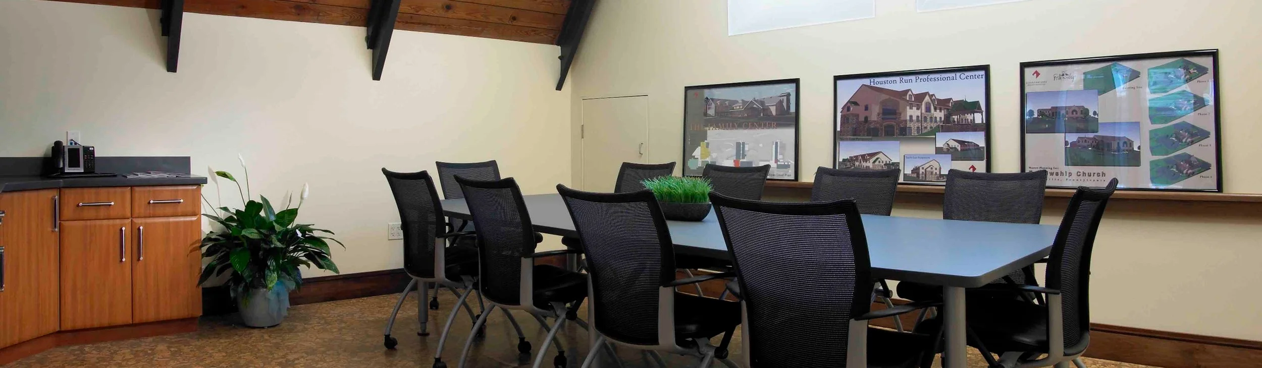 Conf+Rm-10B.jpg