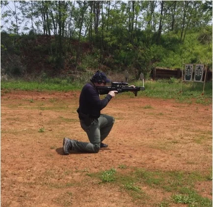 Mike demonstrating the fast kneeling position.