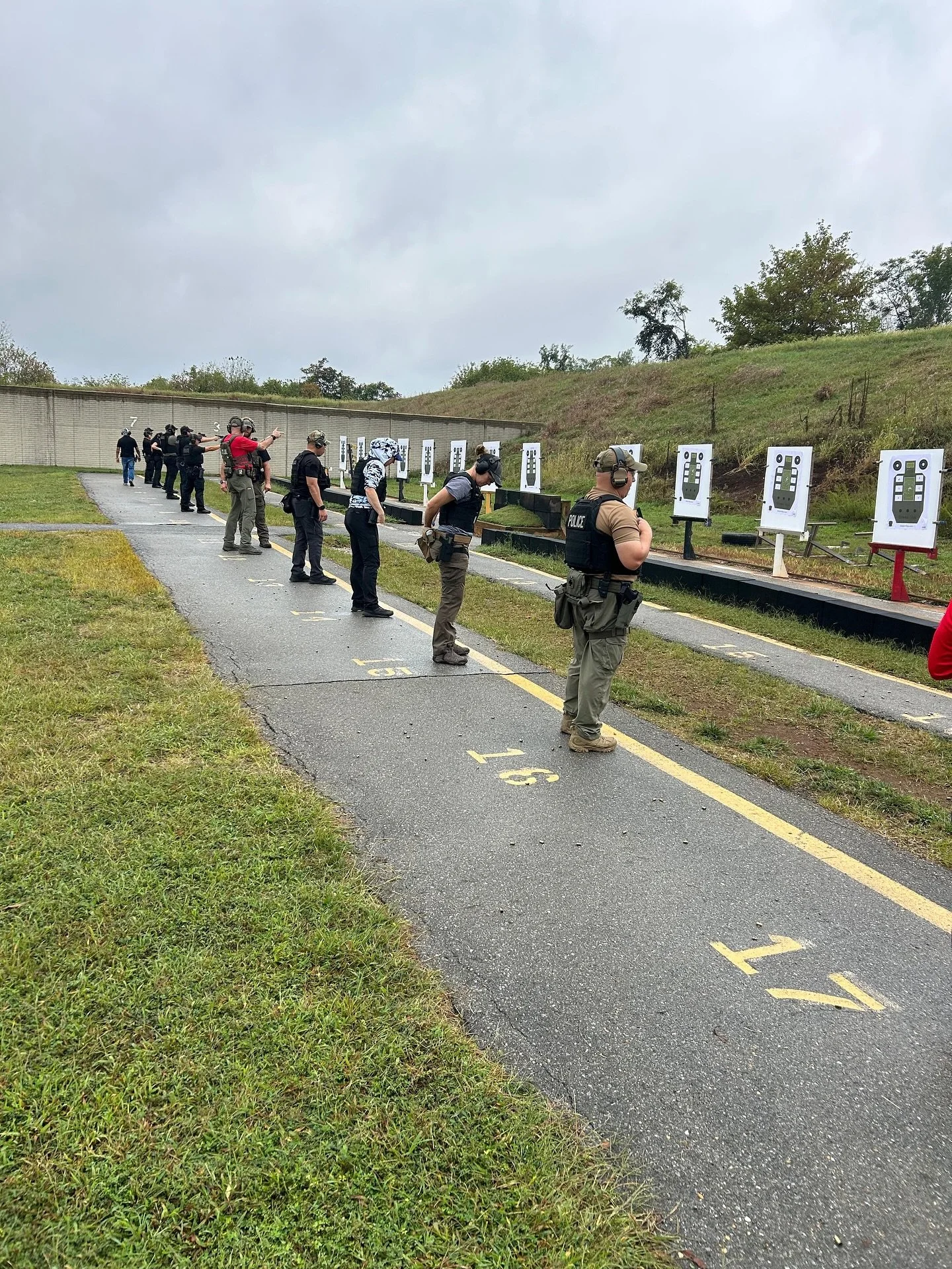 Over the past two days, we had the honor of working with dedicated law enforcement officers in the High Performance Pistol Course. Their commitment to growth and excellence is inspiring. Here&rsquo;s a few highlights from the course 📸 &hellip;class 