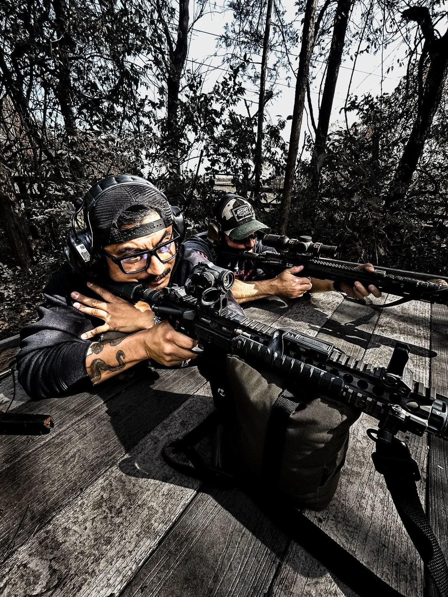 Mid week impromptu training sheesh with @green_ops_dex 

We have FOUR carbine classes coming up in the next few weeks! Come out and train with us !! 

We will have  @sonsoflibertygw blasters @griffin_armament suppressors and @aimpointusa optics to tr