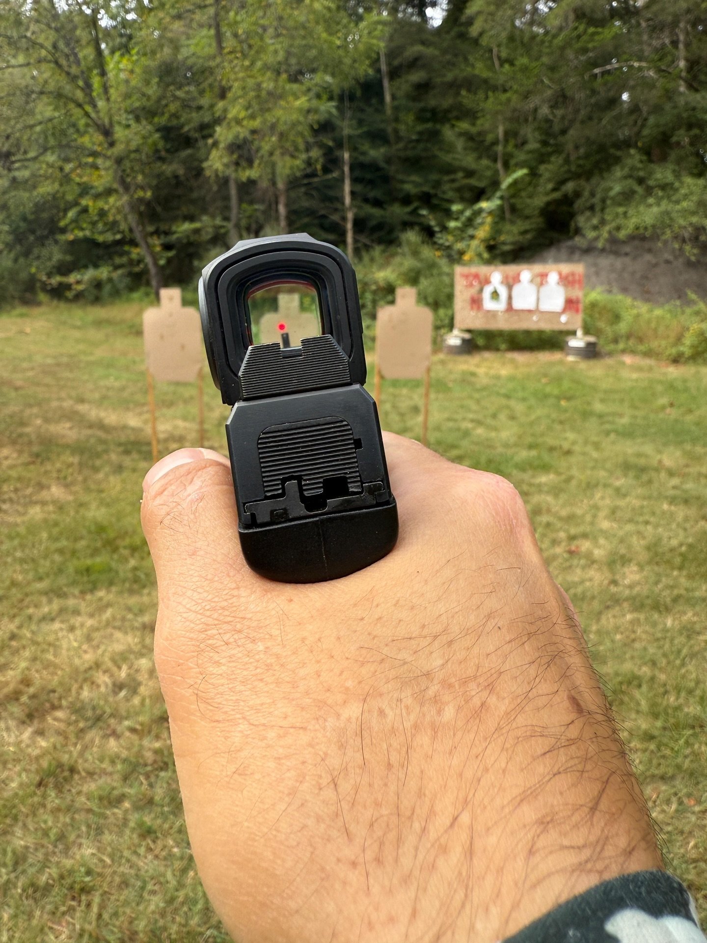 Find the dot. Own the shot. 🔴
Learn fast transitions, shoot on the move, and master duty-ready MRDS skills &mdash; taught by Modern Samurai Project&ndash;endorsed instructors.

📅 Sat, Nov 15
📍 Fairfax Rod &amp; Gun Club &ndash; Manassas, VA
💥 Bon