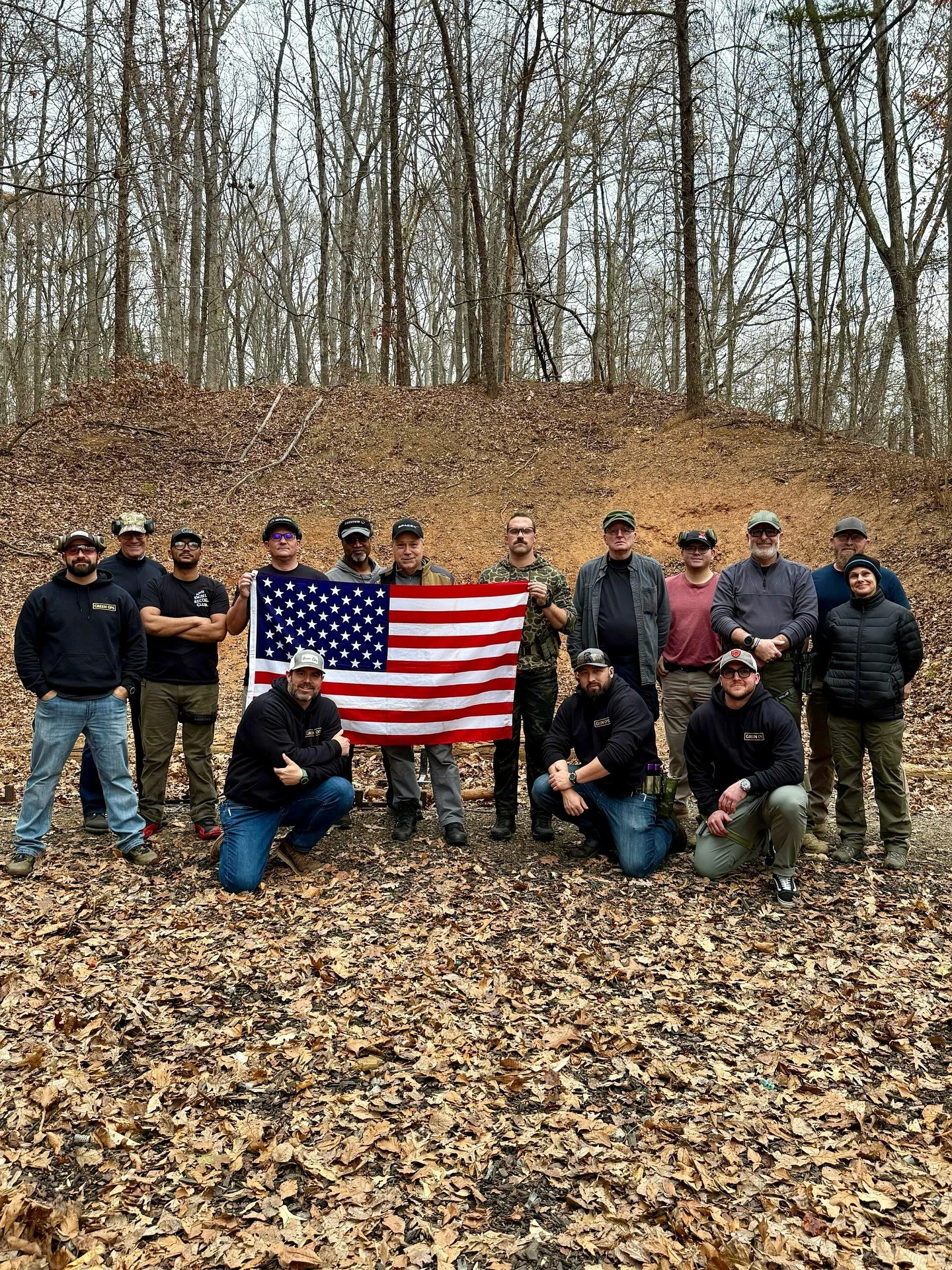 Practical Red Dot Pistol Skills 📍Manassas, VA = COMPLETE 🇺🇸
14 shooters. Tons of reps. Big gains. Thanks to everyone who showed up ready to learn and ready to push. Shoutout to @green_ops_yoshi , @green_ops_luke , @green_ops_julian , and @green_op
