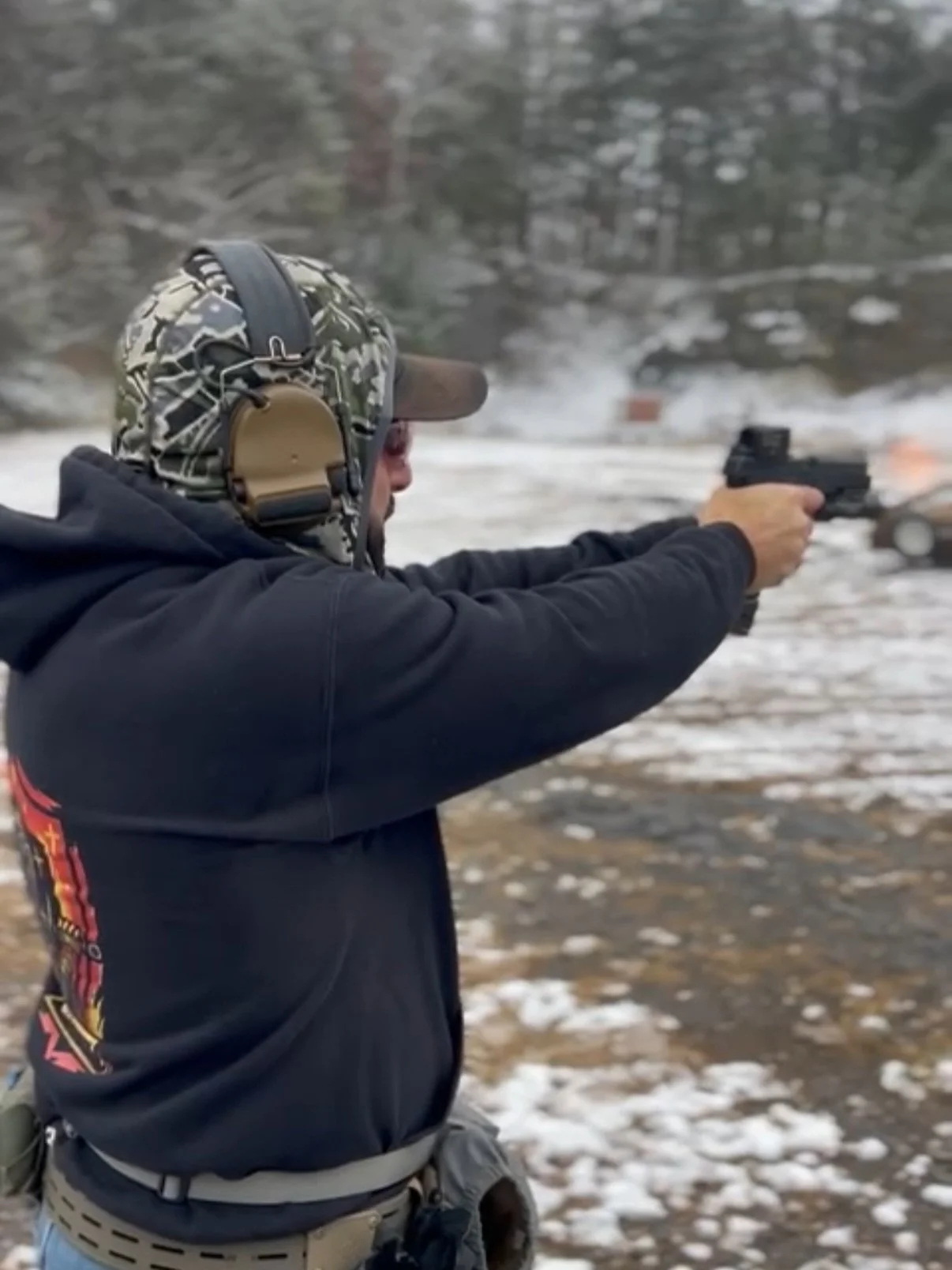 Quick check-in from our Defensive Pistol 2 class 📍 in Culpeper, VA ❄️
28&deg; and snow on the ground, but the entire crew showed up ready to put in the work. Mindset &gt; Weather. ❄️💪
Cold builds character&hellip; and skills. 🔥

👉🏻More to follow