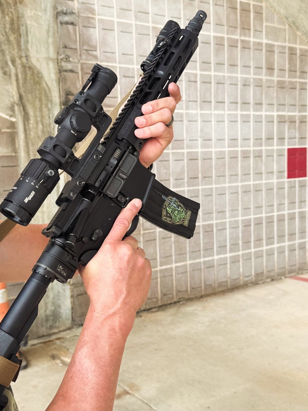 Putting the @sonsoflibertygw 10.5&rdquo; to work this weekend and showing this shorty a little extra love. Paired with the @lawtactical folding adapter, this setup is an absolute workhorse&mdash;and a top choice for many in LE.

This Valentine&rsquo;