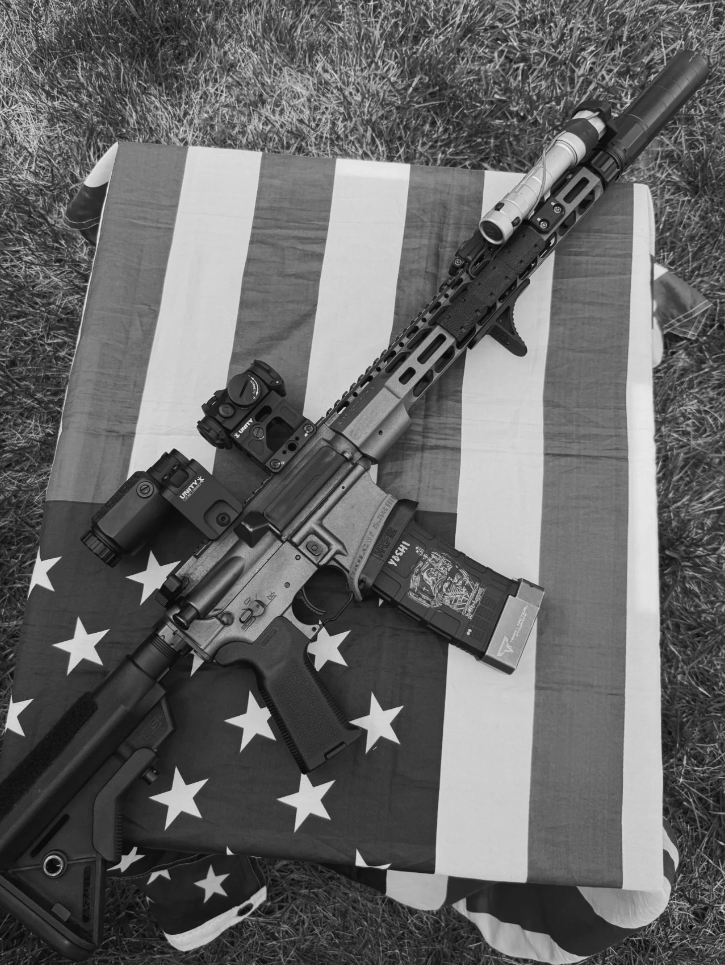 Land of the free because of the brave. 🇺🇸

@sonsoflibertygw x @aimpointusa x @griffin_armament