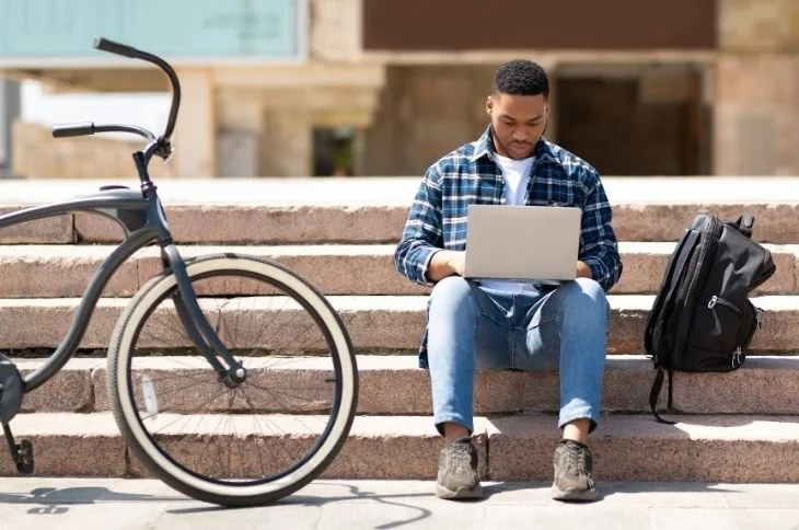 3 Ways To Improve Student Parking on College Campuses