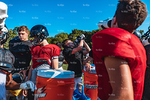 MHSFB19 Hastings Day 2-15_500pxwm.jpg