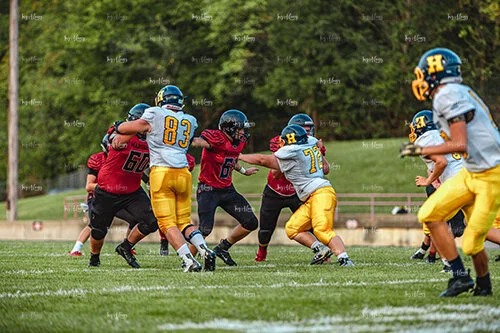 MHSFB19 Hastings Gameday-21_500pxwm.jpg