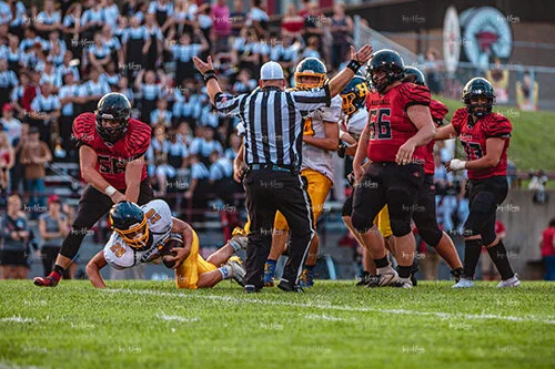 MHSFB19 Hastings Gameday-27_500pxwm.jpg