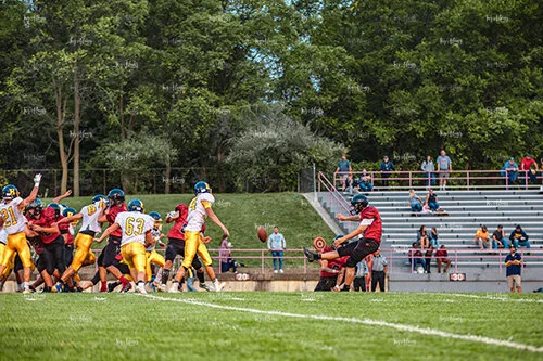 MHSFB19 Hastings Gameday-29_500pxwm.jpg