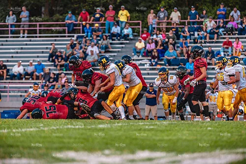 MHSFB19 Hastings Gameday-33_500pxwm.jpg